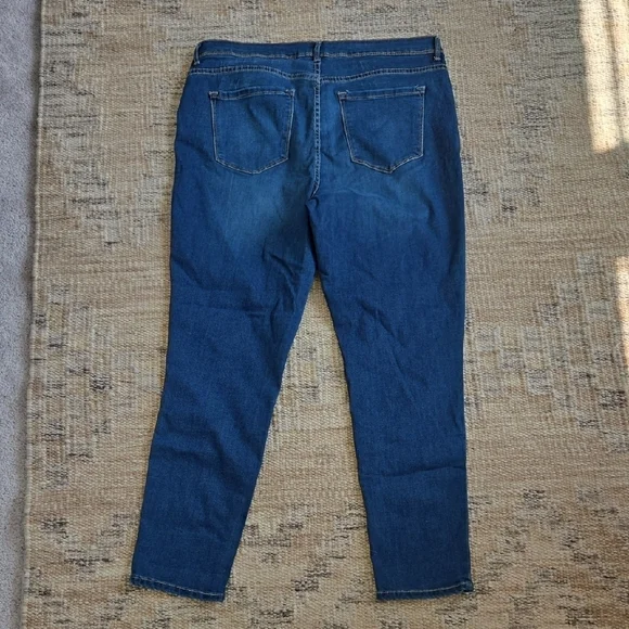 Time and Tru Dark Blue Ankle Jeans - Picture 4 of 4
